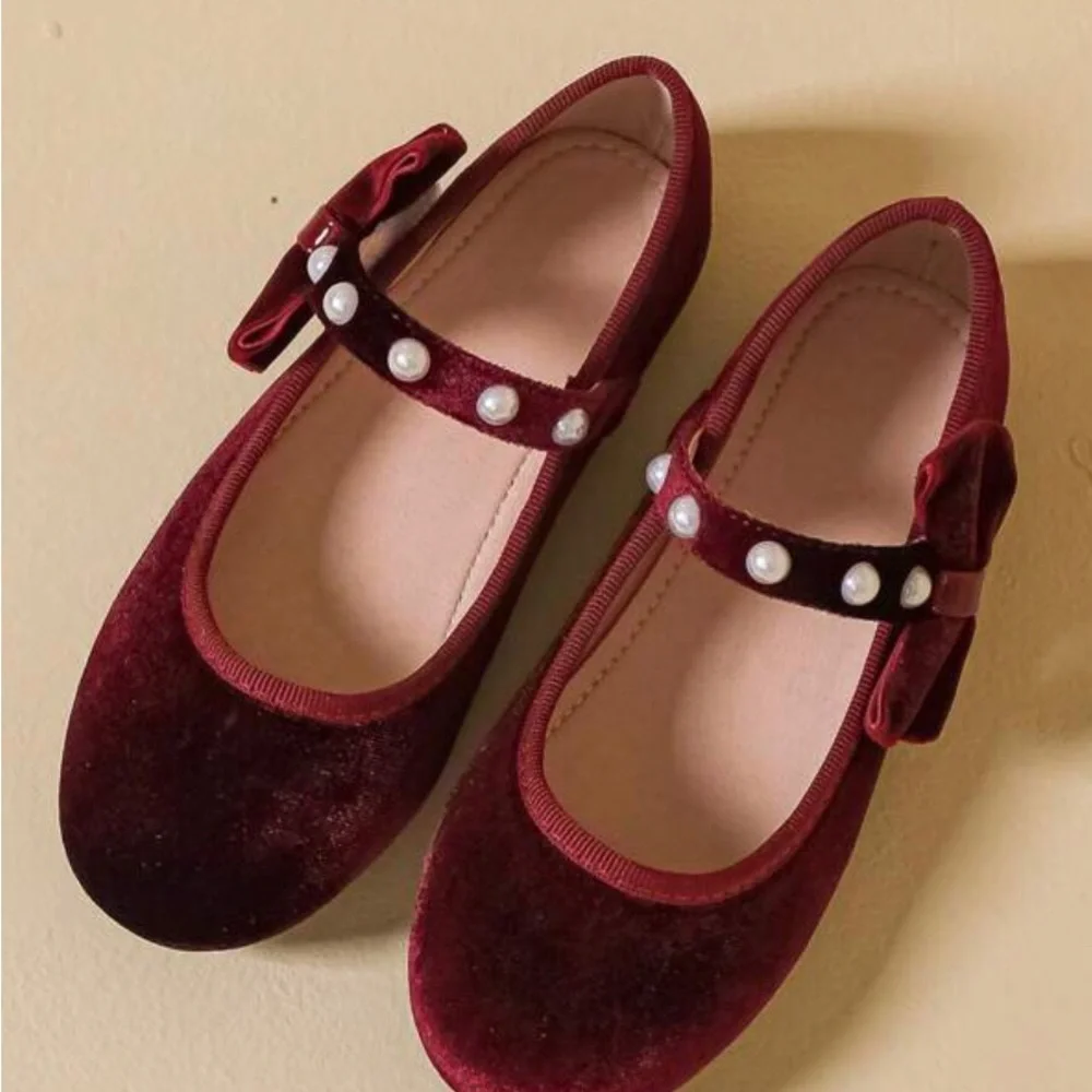 Girls Velvet Mary Jane Shoes with Pearl Strap - Burgundy Size 1